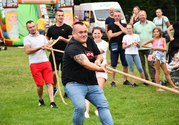 Gminne Święto Sportu w Wielkich Oczach. Gwiazda zagra z Resovią
