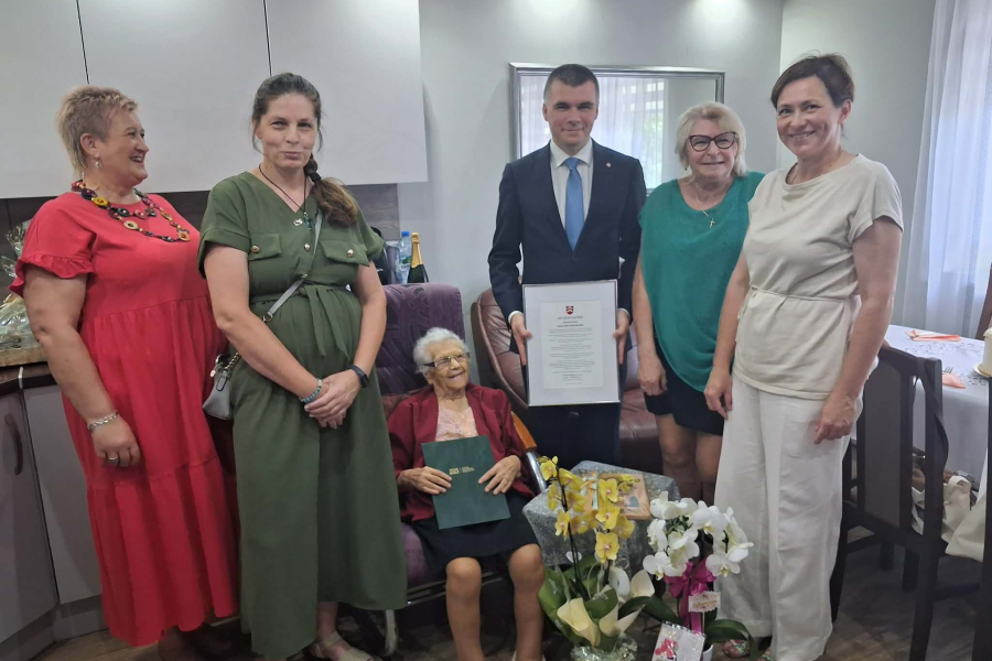Wyjątkowy jubileusz w gminie Oleszyce. Pani Genowefa Sokołowska skończyła 100 lat