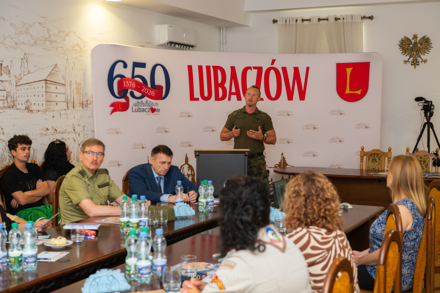 Jak chronić młodych przed hejtem i cyberprzemocą? Konferencja w Lubaczowie [FOTO]