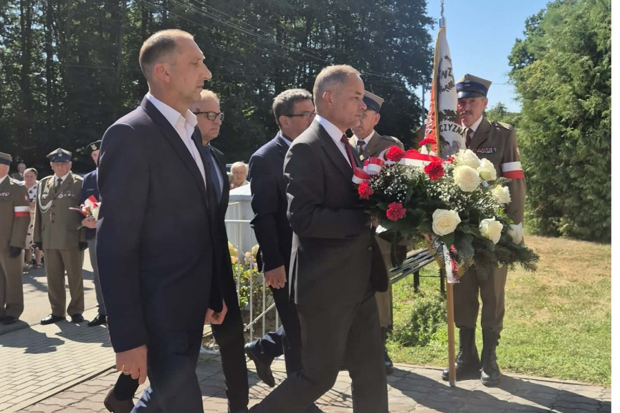 W Podlesiu uczczono pamięć ofiar OUN-UPA sprzed 82 lat [ZDJĘCIA]