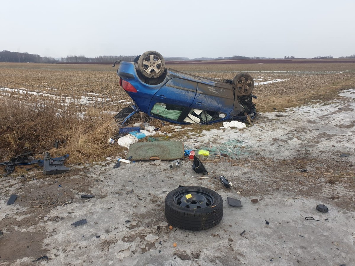 Zdjęcie z miejsce wypadku fot. KPP Lubaczów