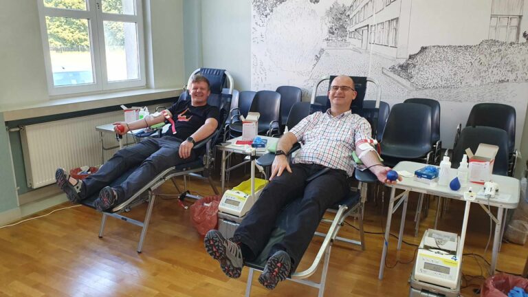 Kolejna udana zbiórka krwi w ZSCKR w Oleszycach [ZDJĘCIA]