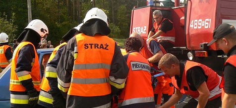 Wypadek drogowy oraz pożar w lesie... Strażacy przeprowadzili ćwiczenia