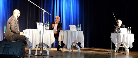 Zbigniew Hass i Wiesław Bek debatowali w Lubaczowie, relacja video oraz zdjęcia