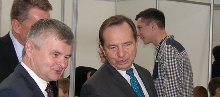 Marszałek Ortyl na Podkarpackim Festiwalu Nauki i Techniki w Lubaczowie