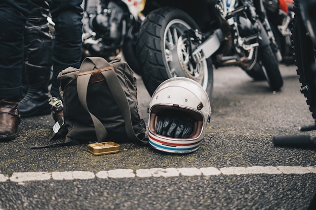 Motocyklowe hobby po godzinach – jak łączyć pasję z codziennym życiem?