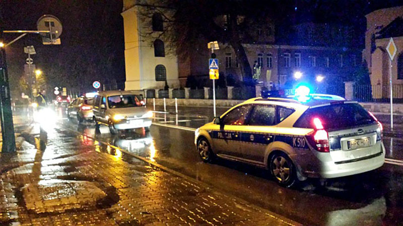 Potrącenie pieszej w Oleszycach