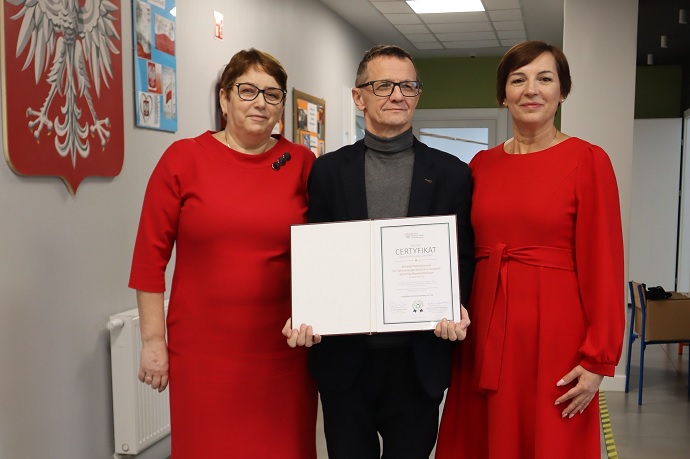 Zespół Szkolno - Przedszkolny w Baszni Dolnej po raz drugi otrzymał Krajowy Certyfikat Zdrowia
