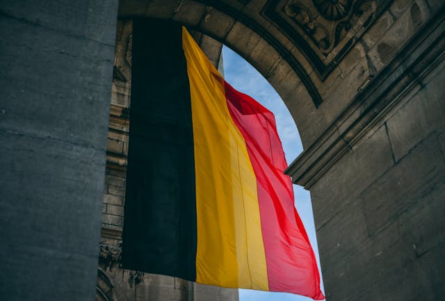 Europa zakazuje e-papierosów. Belgia oraz Wielka Brytania pierwsze