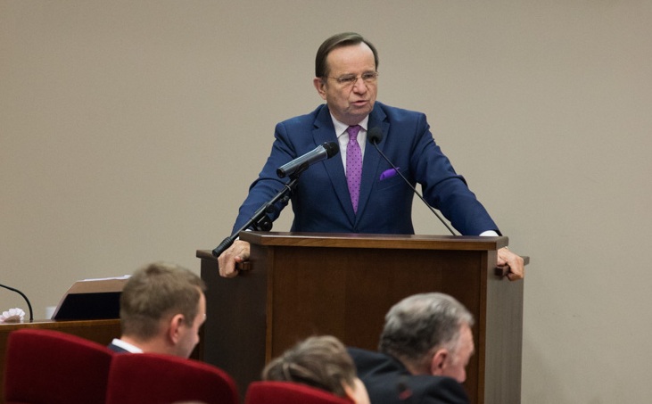 Projekt budżetu województwa na 2018 rok zaprezentowany. 27 milionów na obwodnicę Lubaczowa