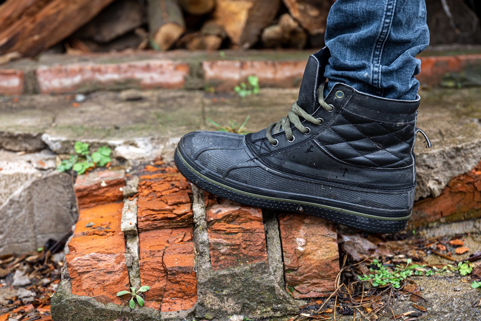 Buty robocze letnie – komfort i ochrona w ciepłych warunkach od Ozonsafety.pl