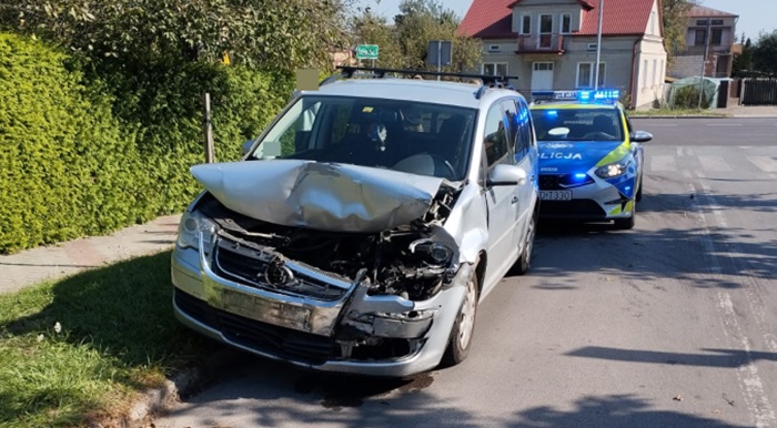 Mieszkaniec Lubaczowa spowodował kolizję i musiał gonić poszkodowanego