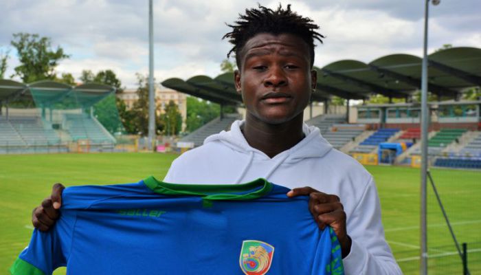 Aboubacar Condé, były piłkarz Juwenii Cieszanów i Pogoni-Sokoła Lubaczów zawodnikiem pierwszoligowej Miedzi Legnica