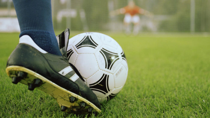 Piłkarska majówka: Szlagier kolejki w Wielkich Oczach. Pogoń i Roztocze zagrają u siebie