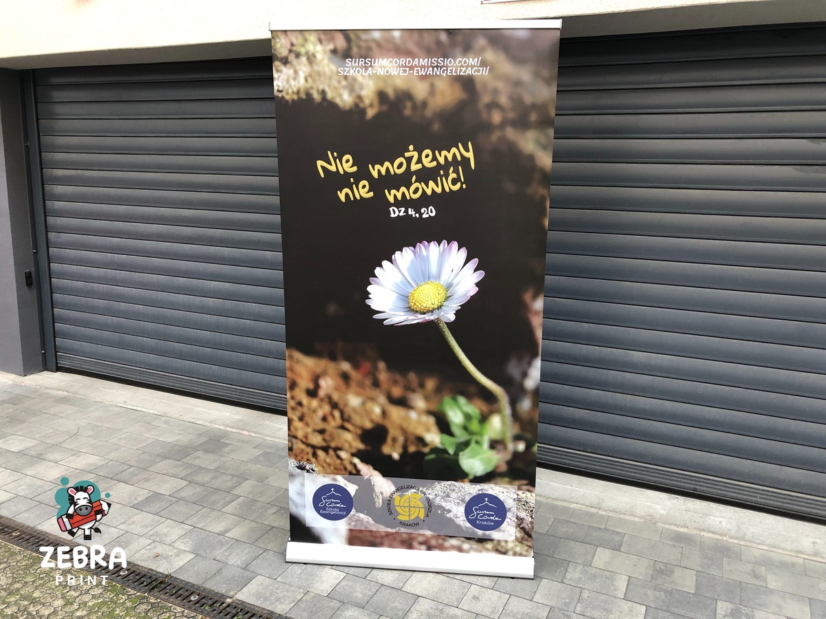 Jaki model roll-up'u wybrać: rodzaje kaseti i materiału