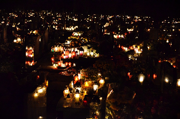 W Lubaczowie będą fotografować groby