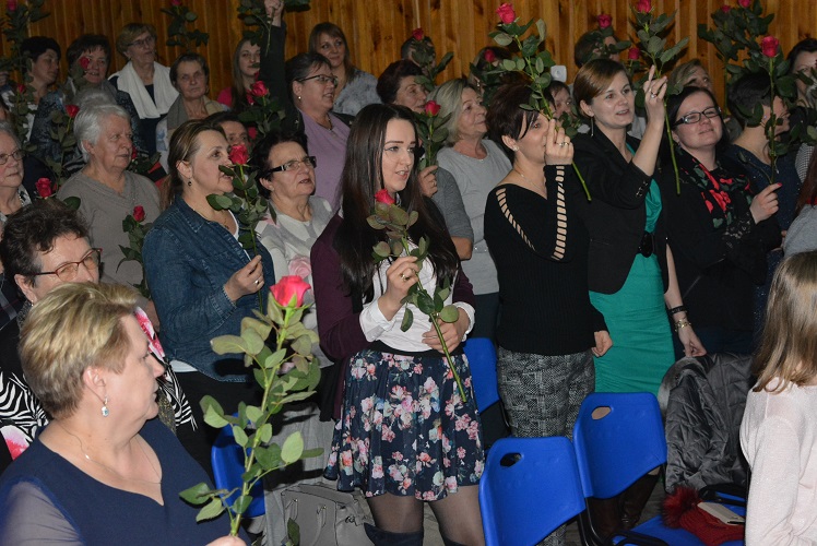 Kobiety świętowały w Starym Dzikowie