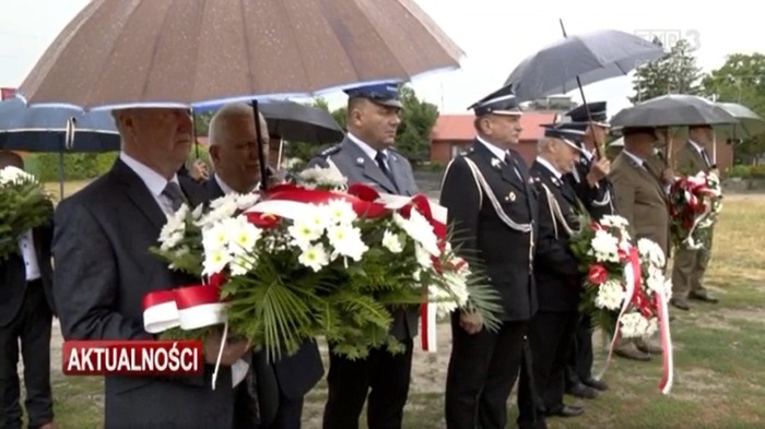 TVP Rzeszów: Cieszanów pamięta o ofiarach ludobójstwa OUN i UPA