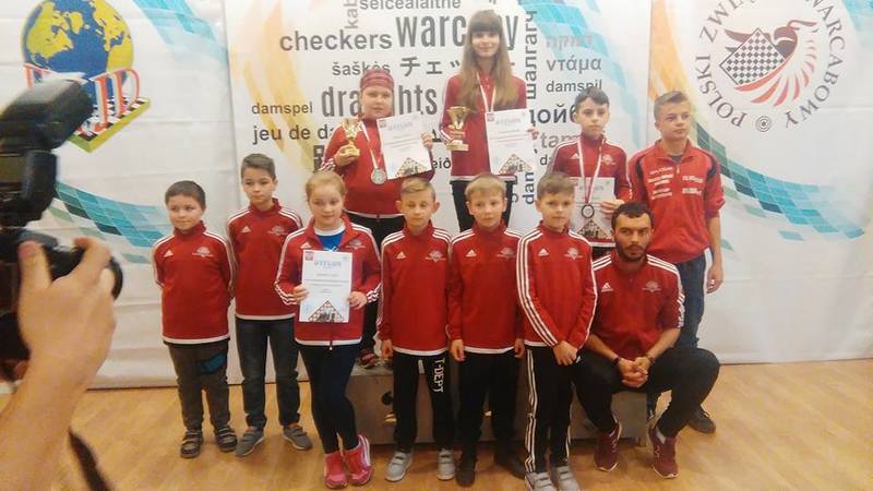 MUKS Libero Basznia Dolna z siedmioma medalami na Młodzieżowych Mistrzostwach Polski w Karpaczu